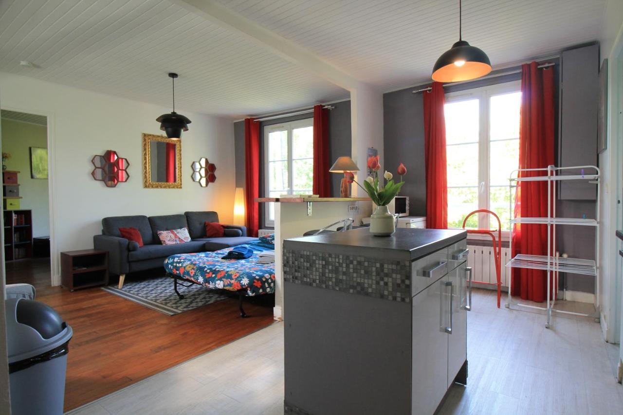 Disponible - Appartement Entier - Ligne H 15Mn Paris-Gare Du Nord, Parking Rue Gratuit, 4 Pers, Station De Train En Face Toutes Les 15Mn, Hippodrome, Cdfas, Universite, Borne Electrique, 1Er Etage Обонн Экстерьер фото
