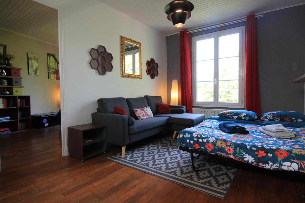 Disponible - Appartement Entier - Ligne H 15Mn Paris-Gare Du Nord, Parking Rue Gratuit, 4 Pers, Station De Train En Face Toutes Les 15Mn, Hippodrome, Cdfas, Universite, Borne Electrique, 1Er Etage Обонн Экстерьер фото