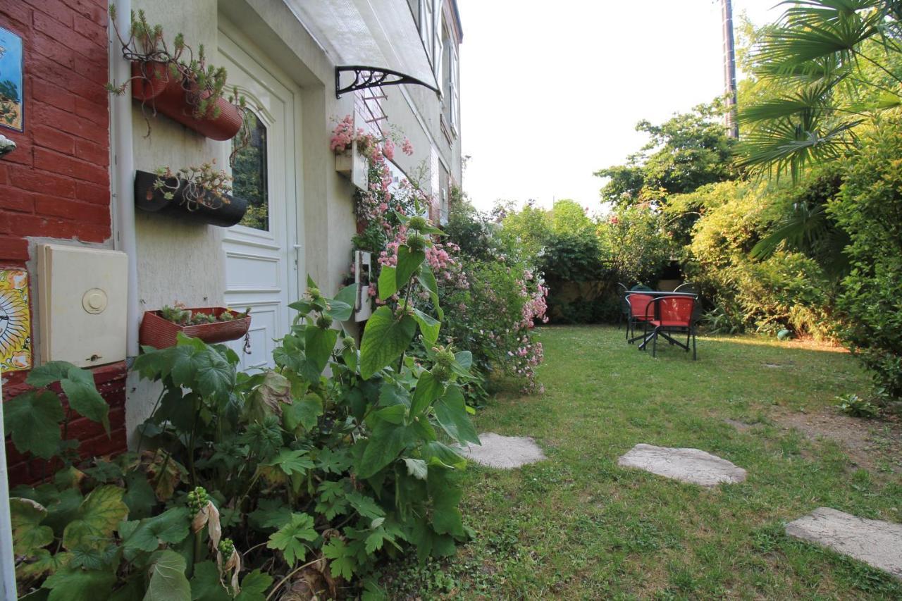Disponible - Appartement Entier - Ligne H 15Mn Paris-Gare Du Nord, Parking Rue Gratuit, 4 Pers, Station De Train En Face Toutes Les 15Mn, Hippodrome, Cdfas, Universite, Borne Electrique, 1Er Etage Обонн Экстерьер фото